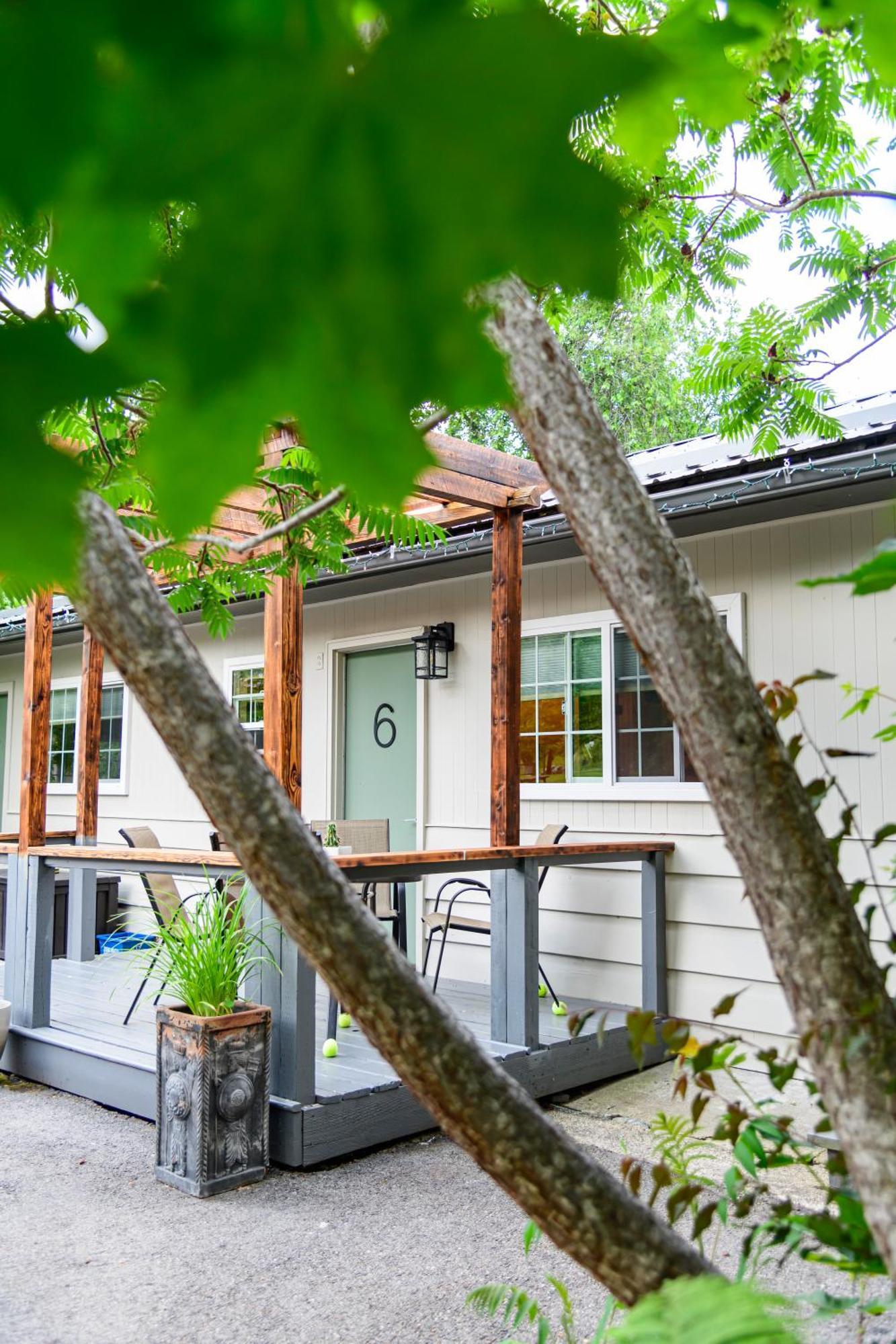 Barefoot Villas And Retreat Christina Екстериор снимка